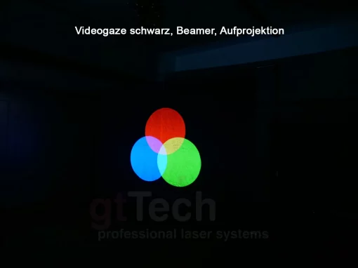videogaze-schwarz-beamer-aufprojektion